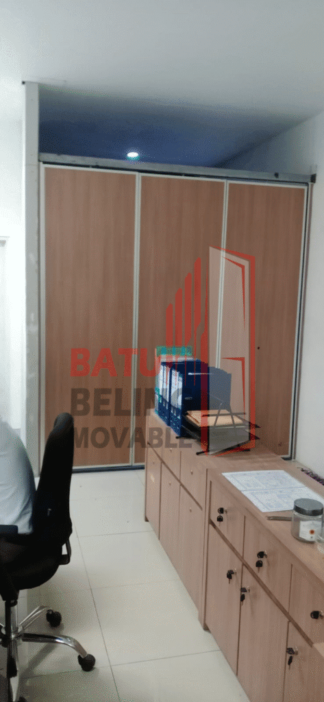 folding door semi peredam mushola batubeling