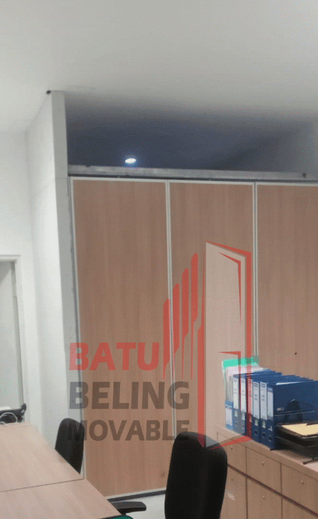 3 e1751439841880 https://movablepartition.co.id/pemasangan-folding-door-untuk-mushola/ Pemasangan Folding Door untuk Mushola PT Phamitra SBY folding door Februari