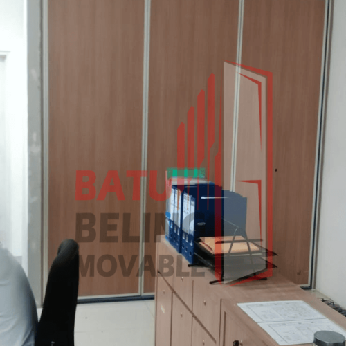 Pemasangan Folding Door untuk Mushola PT Phamitra SBY