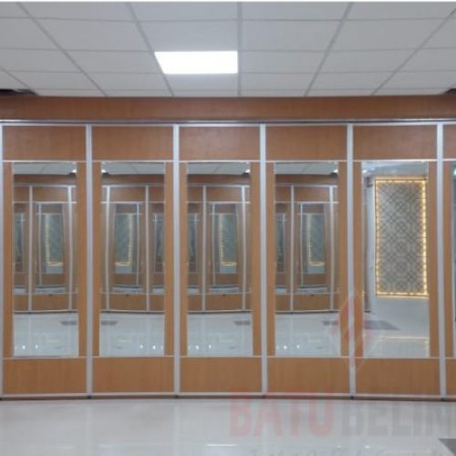 Pintu Lipat Penyekat Partisi Surabaya