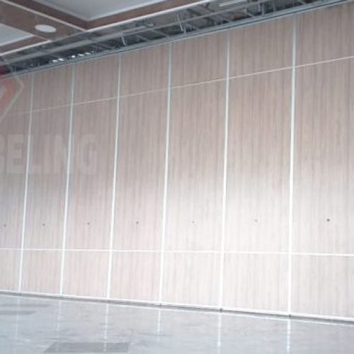 Pintu Lipat Penyekat Partisi Surabaya